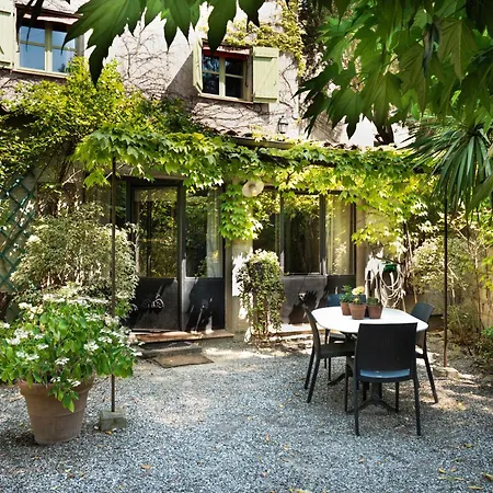 La Maison Sur La Colline Bed and Breakfast Καρκασόν