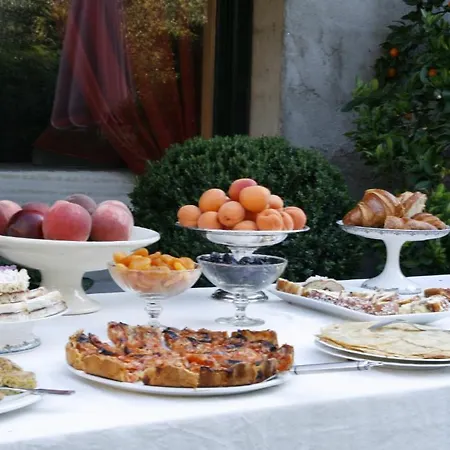 Bed & Breakfast La Maison Sur La Colline