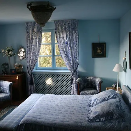 Bed & Breakfast La Maison Sur La Colline 4*